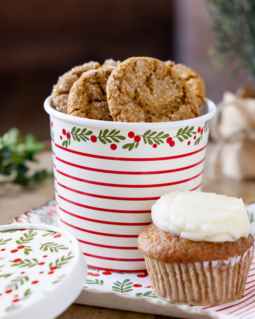 Holly & Stripes Treat Cups