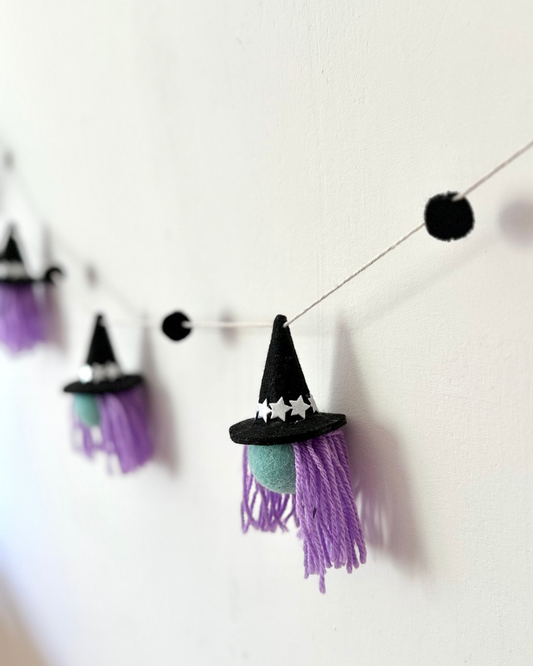 Hocus Pocus Halloween Garland