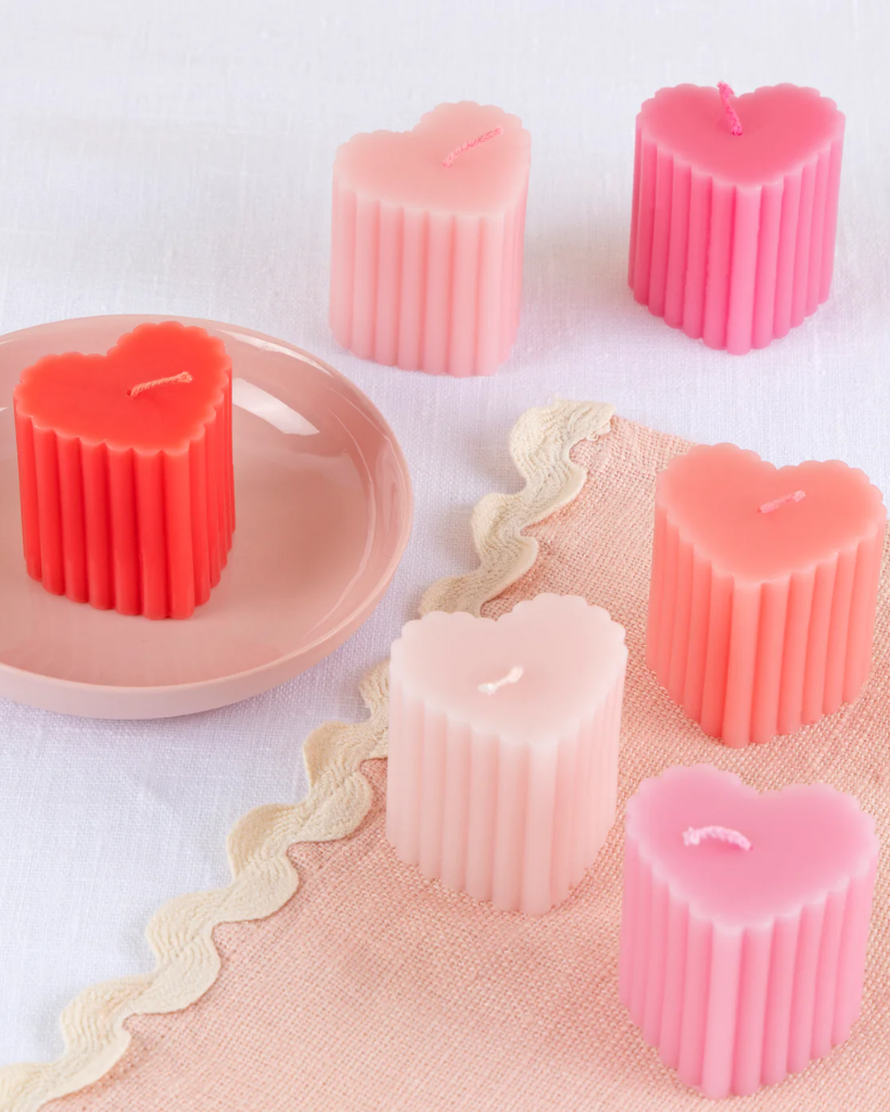 Scalloped Heart Liberty Candles