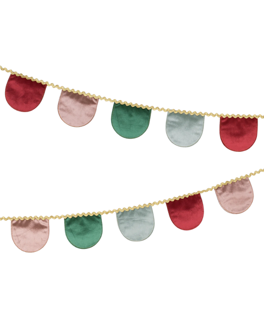 Velvet Christmas Scallop Garland