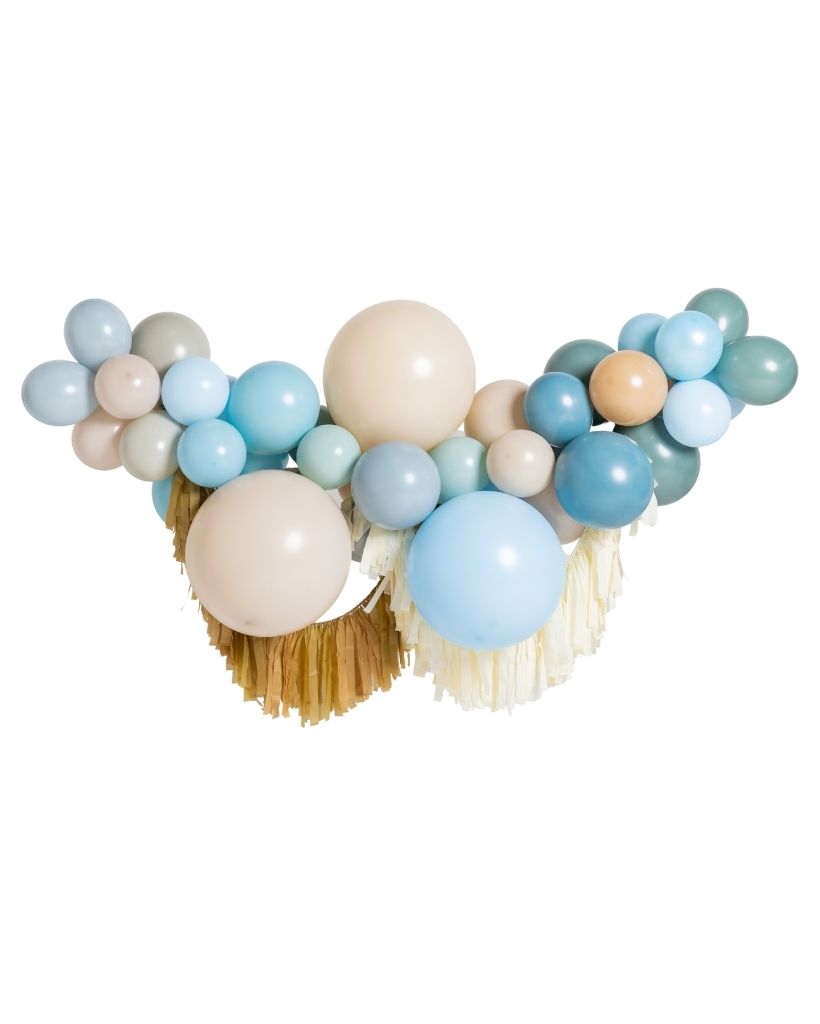 kingston large garland inflated with fringe