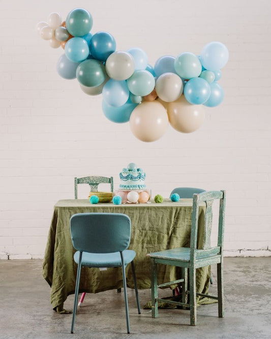Kingston party theme balloon garland